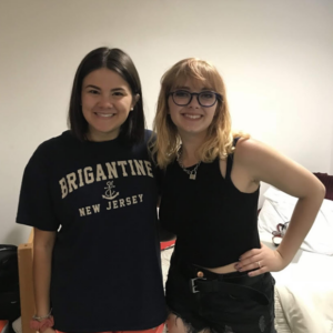 Anabel Rigio '22, MPA '23, and Mallory Trainor ‘22, MA ’23, on Move-in day