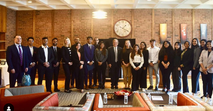 Honor Society Students Sponsor “Ethical Dilemmas and Solutions in Business” Competition