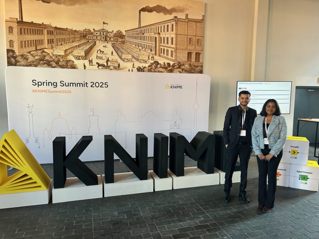 Students at KNIME conference