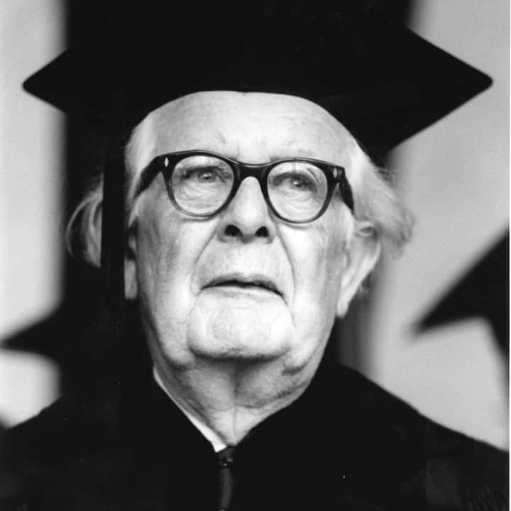 Jean Piaget Commencement