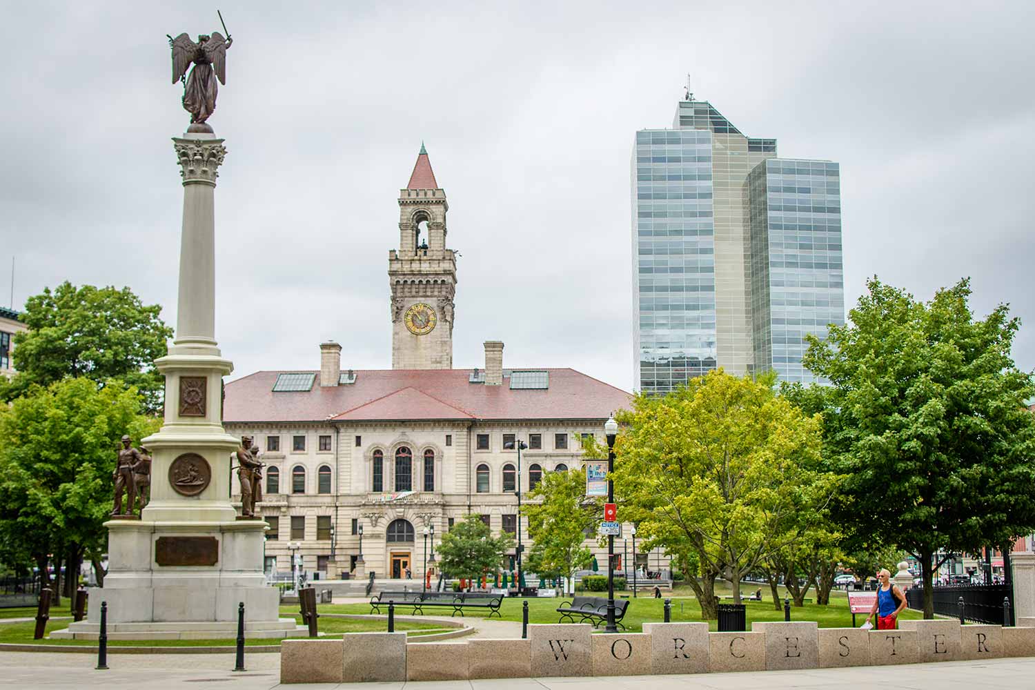 Image of City Hall plaza in Worcester
