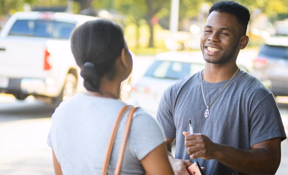 Chukwuma Egbuzie ’19 captures Worcester’s global perspective, one story at a time