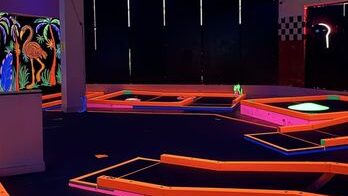 glow golf