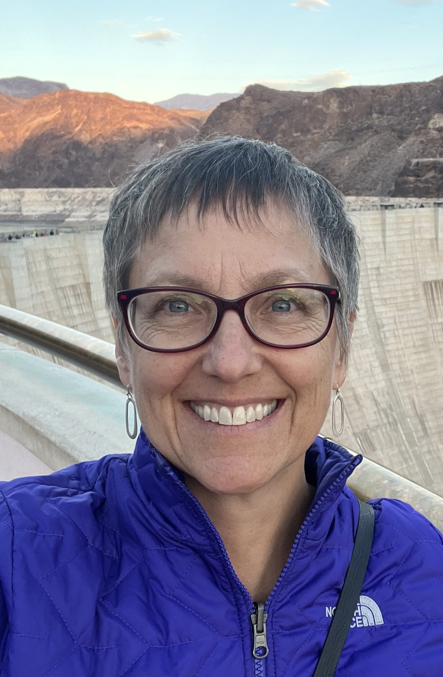 head shot of Lise Nelson