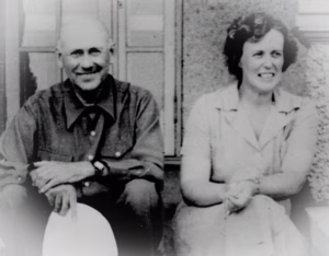 Robert and Esther Goddard in 1943