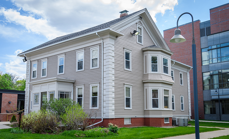 barrett center - undergraduate admissions