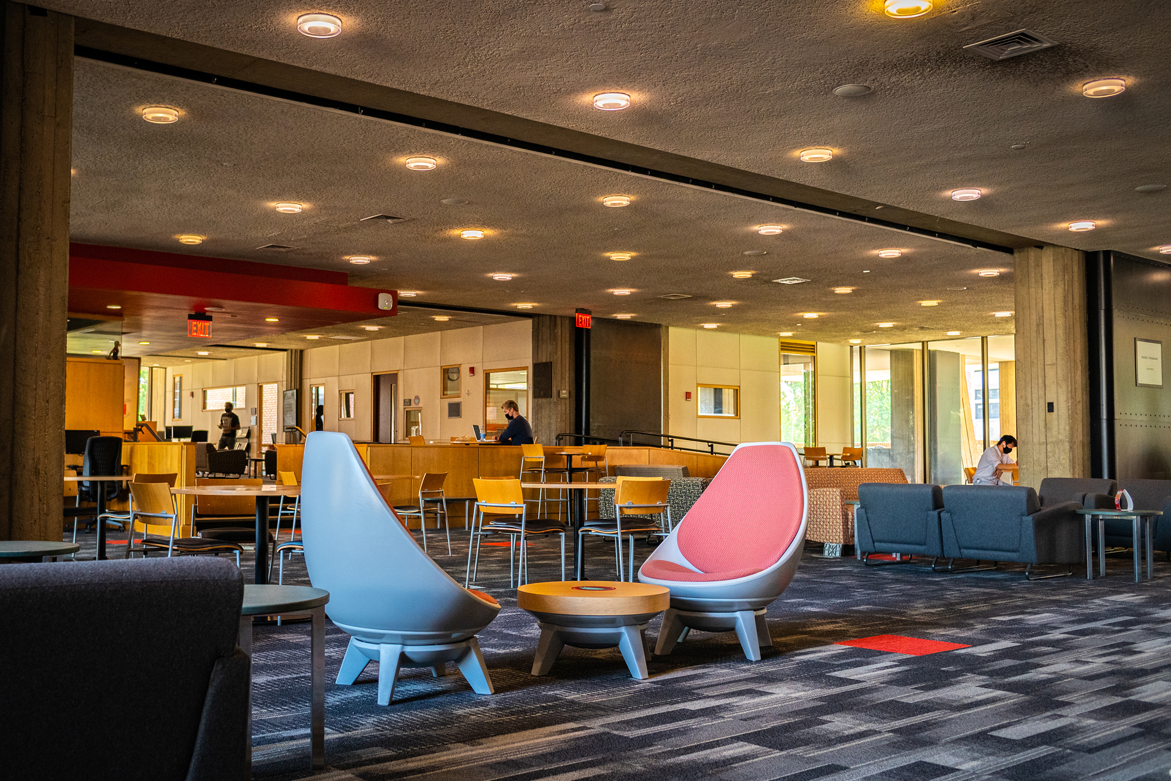Goddard Library - retro chairs in lounge