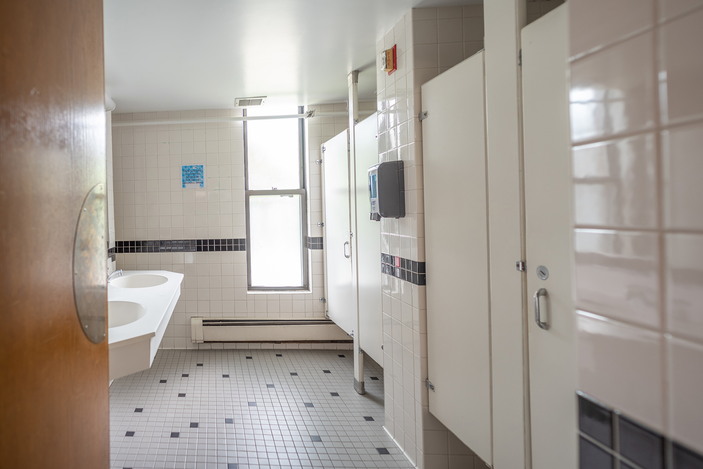 Dodd Residence Hall - bathroom