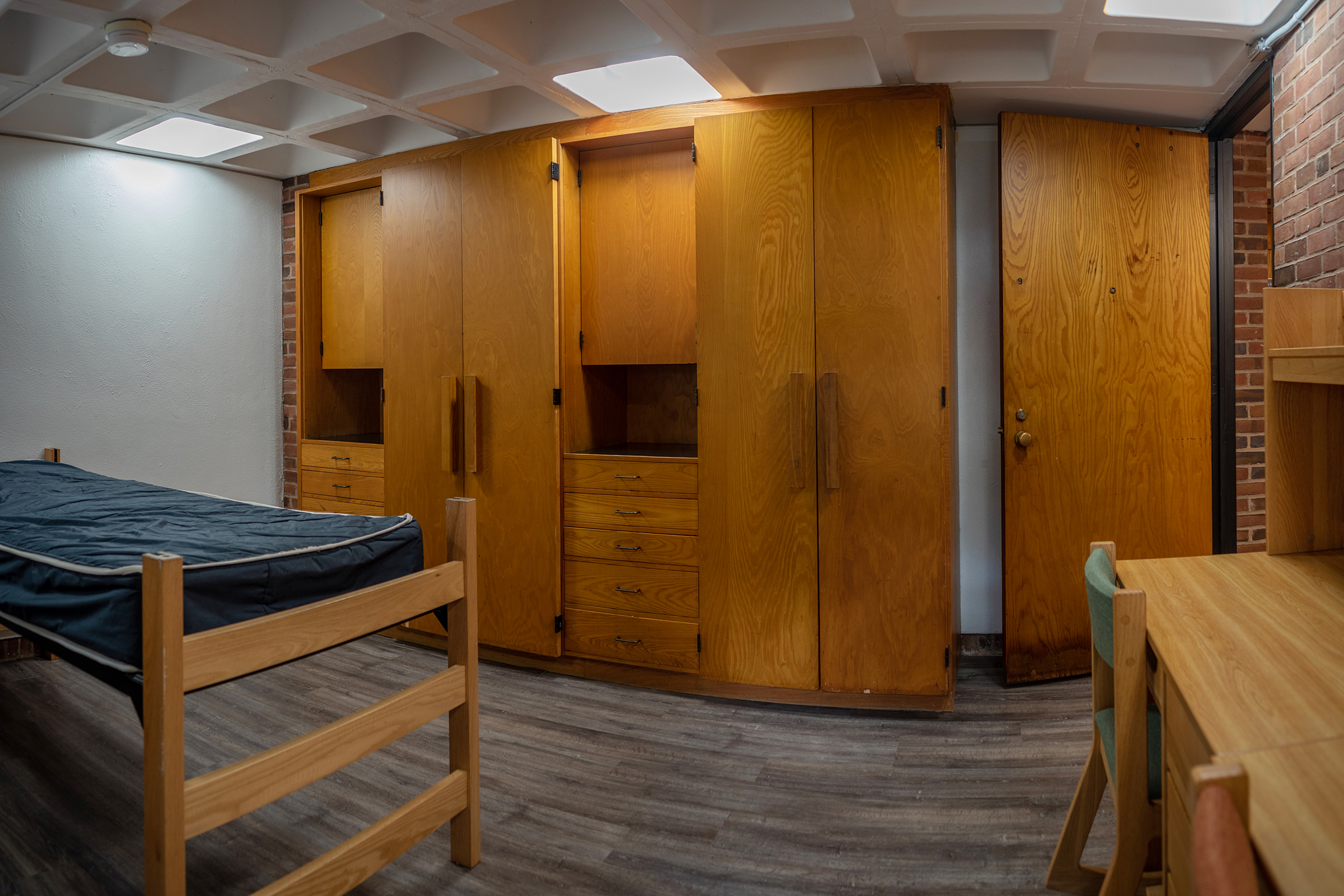 Dodd Residence Hall - bedroom beds and closets