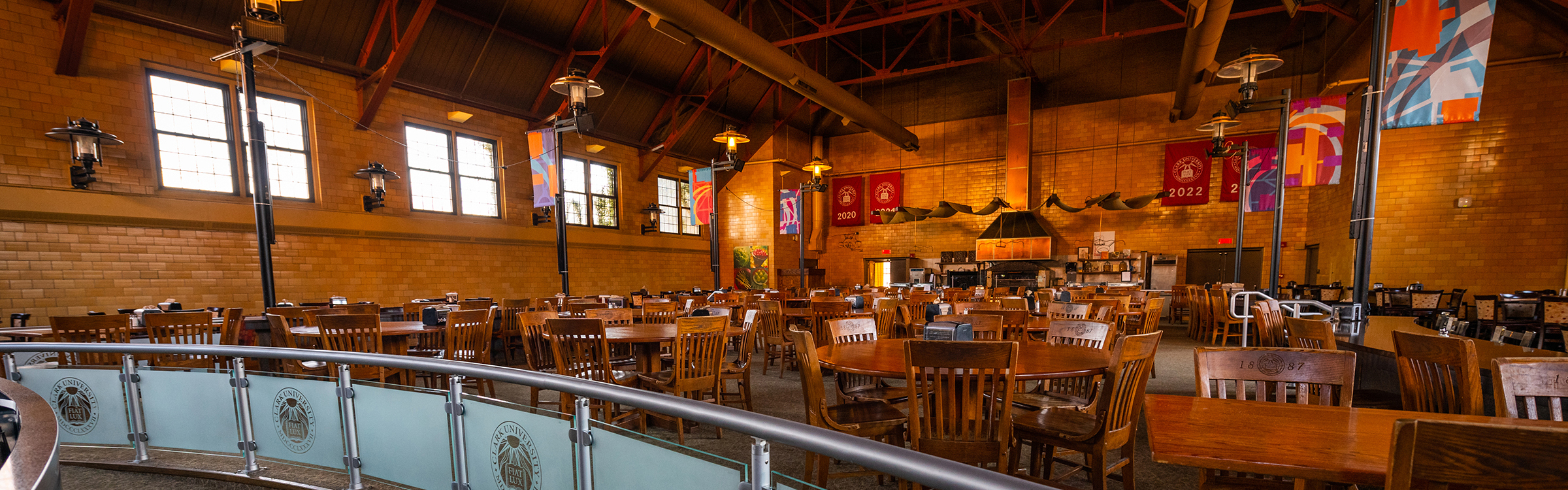 HIggins Cafe interior