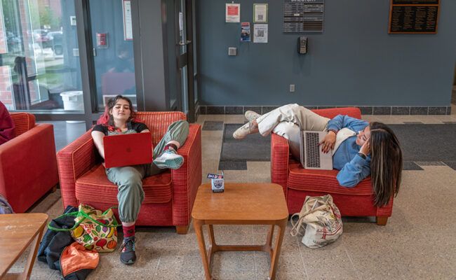 Lasry Center for BioSciences inside lounge area