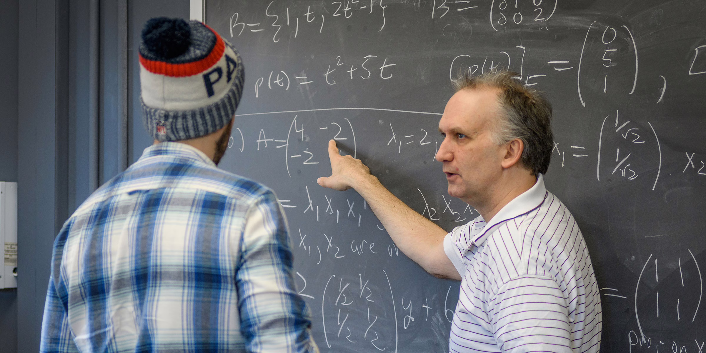 Professor Michael Satz lecturing linear algebra