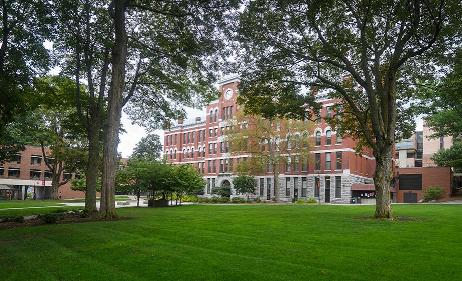 Princeton Review features Clark in ‘Green Colleges’ guide