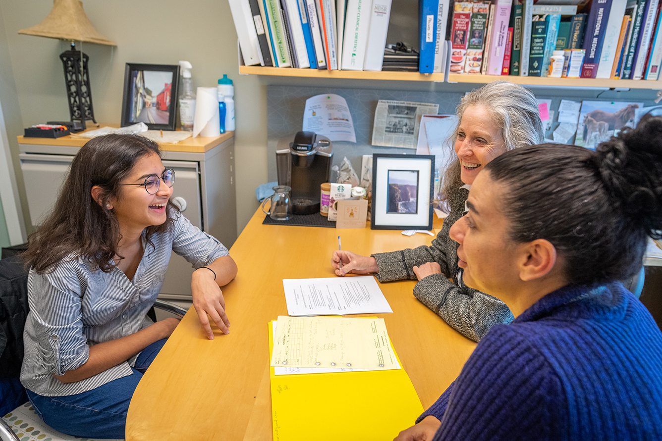 Biology major Alaina Tabani ’20 seeks a career path that puts patients first