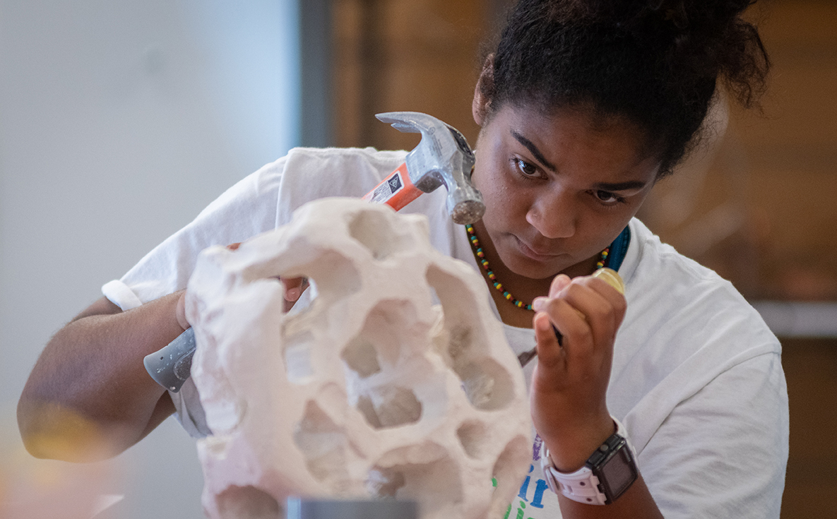 Student works in new sculpture studio