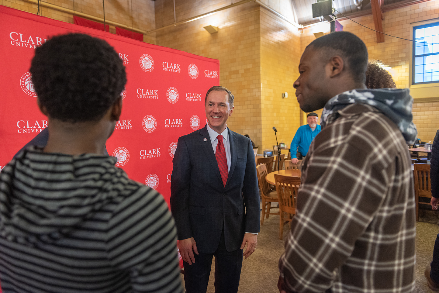Students greet Clark’s next president at ice cream event
