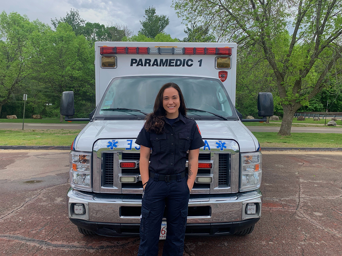 EMT Kendyll Smith ’21 answers the call against COVID-19