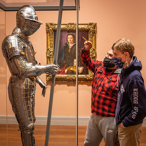 Students study armor at the Worcester ArtMuseum, with plans to incorporate the design into future games.