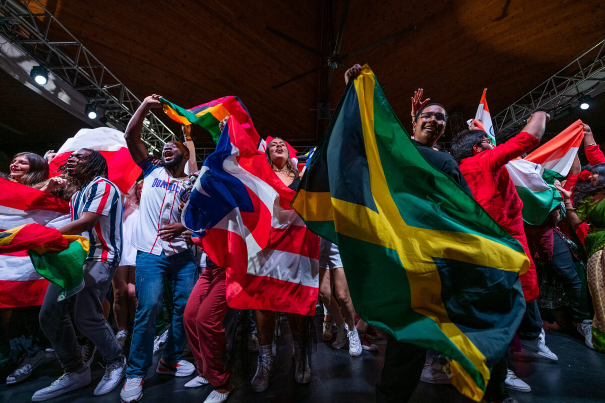 Students participate in flag ceremony during Gala 2022