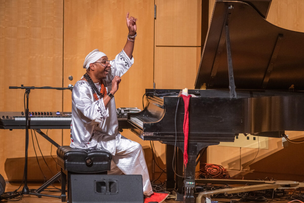 Omar Sosa at piano