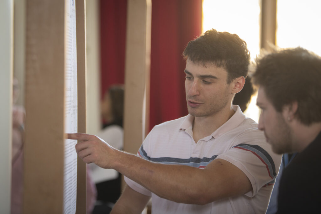 students show research posters