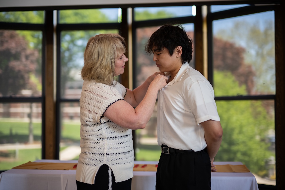 students at pinning ceremony