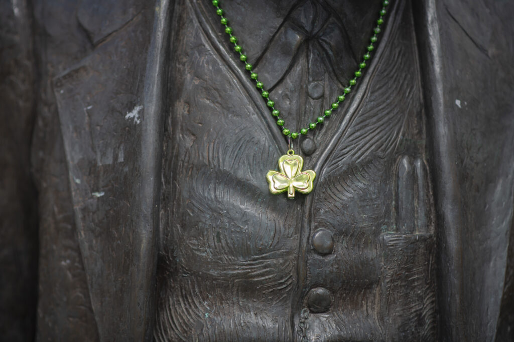 statue of Freud on college campus