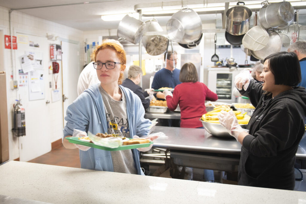 Students in MPA 3011 volunteer at The Mustard Seed.