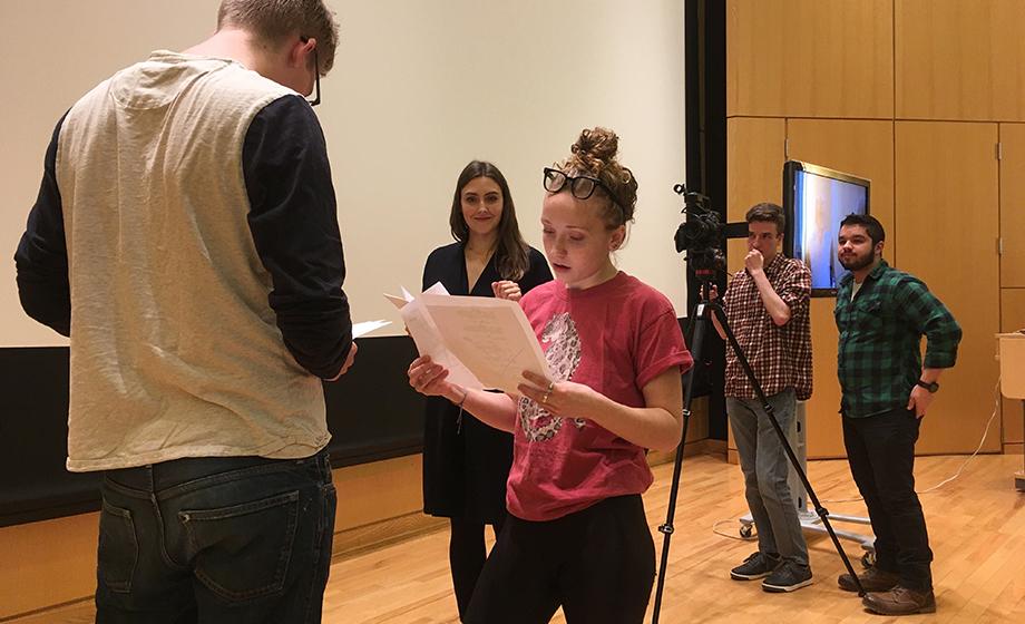 Hollywood actor delivers reel advice to student filmmakers