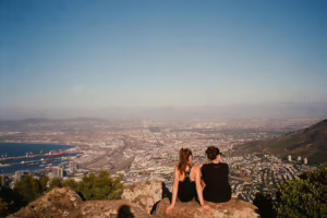 Panorama of Clark students looking at South African city; photo courtesy Emma Nicodemus