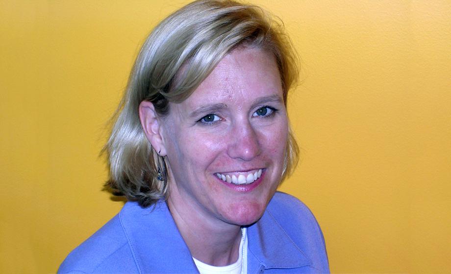 Thea Sahr ’86 engineers a career, Clark style