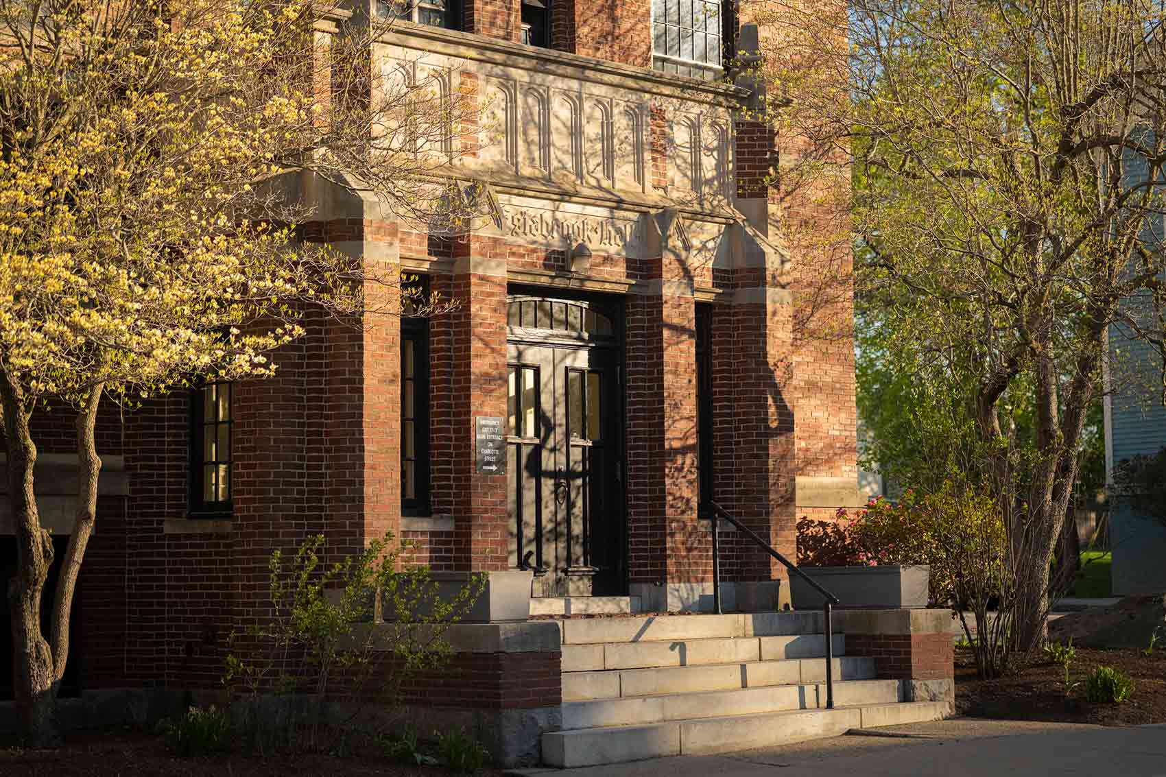Estabrook Hall. Clark University
