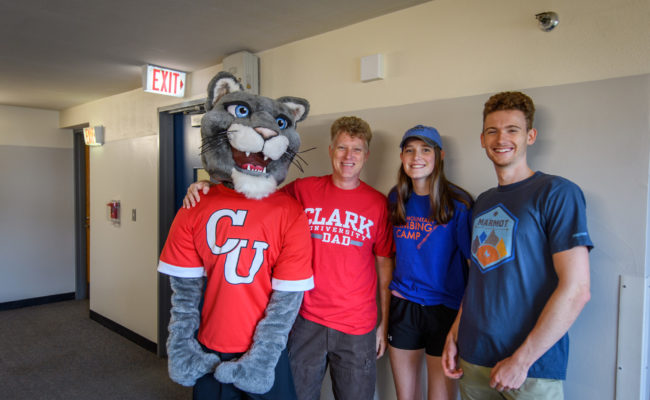 kids with mascot