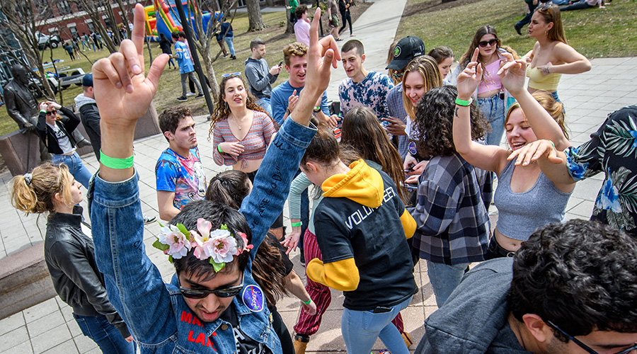 Students dancing at Spree Day