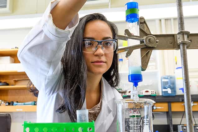 Diana Argiles works in the lab