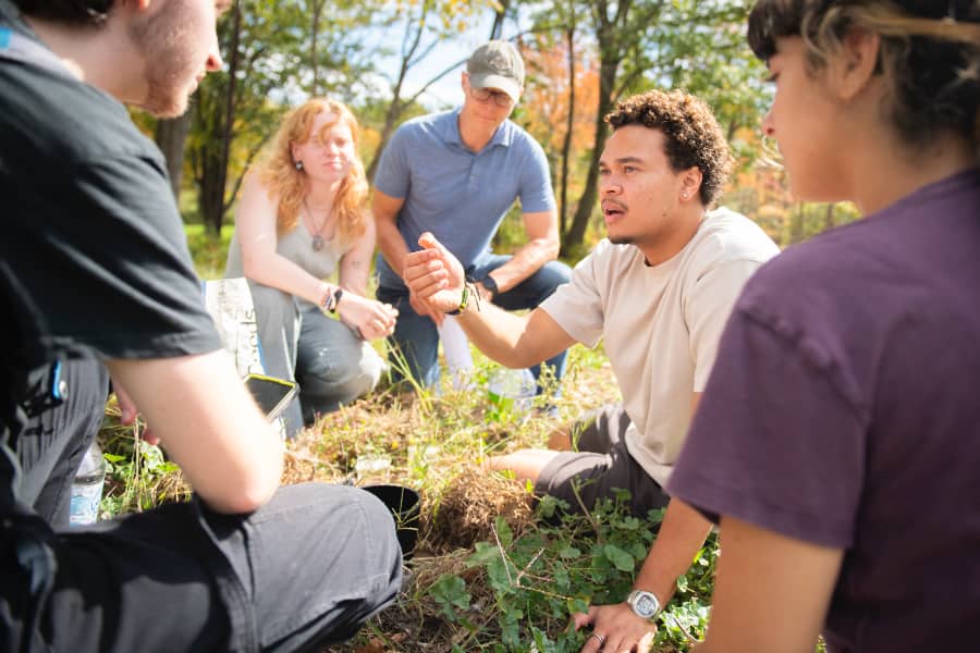 students study field methods with Professor Kulakowski