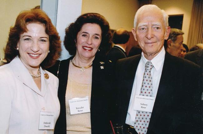 Debórah Dwork with Rosalie and Sidney Rose.