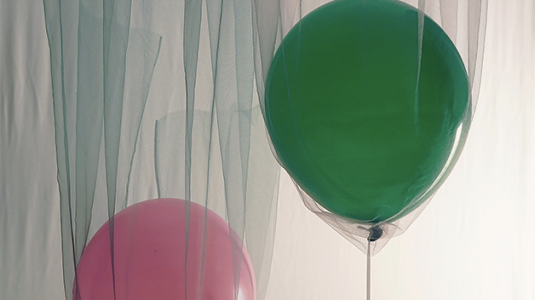 pink and green balloons