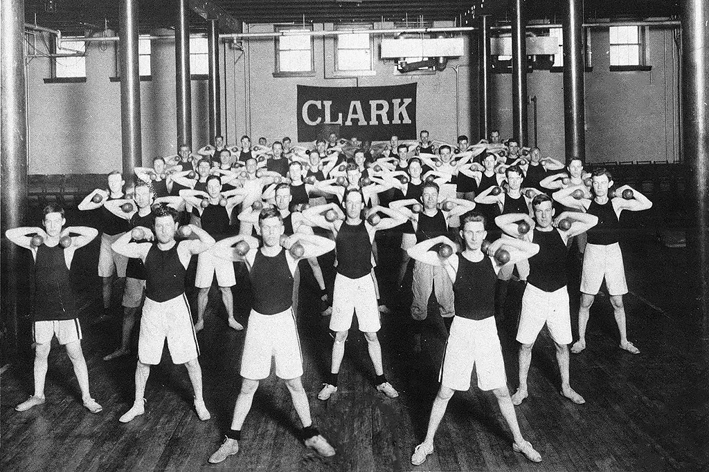 Physical education class at Clark University, 1915