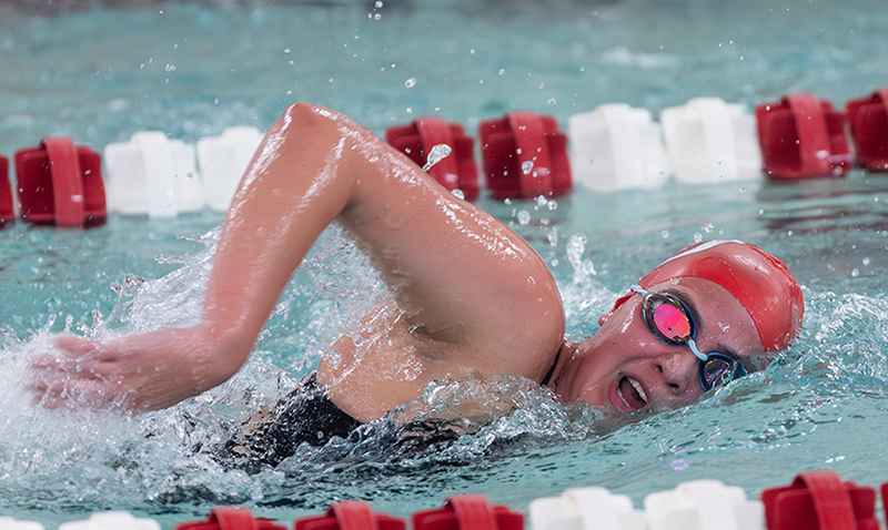 Clark University swimming and diving