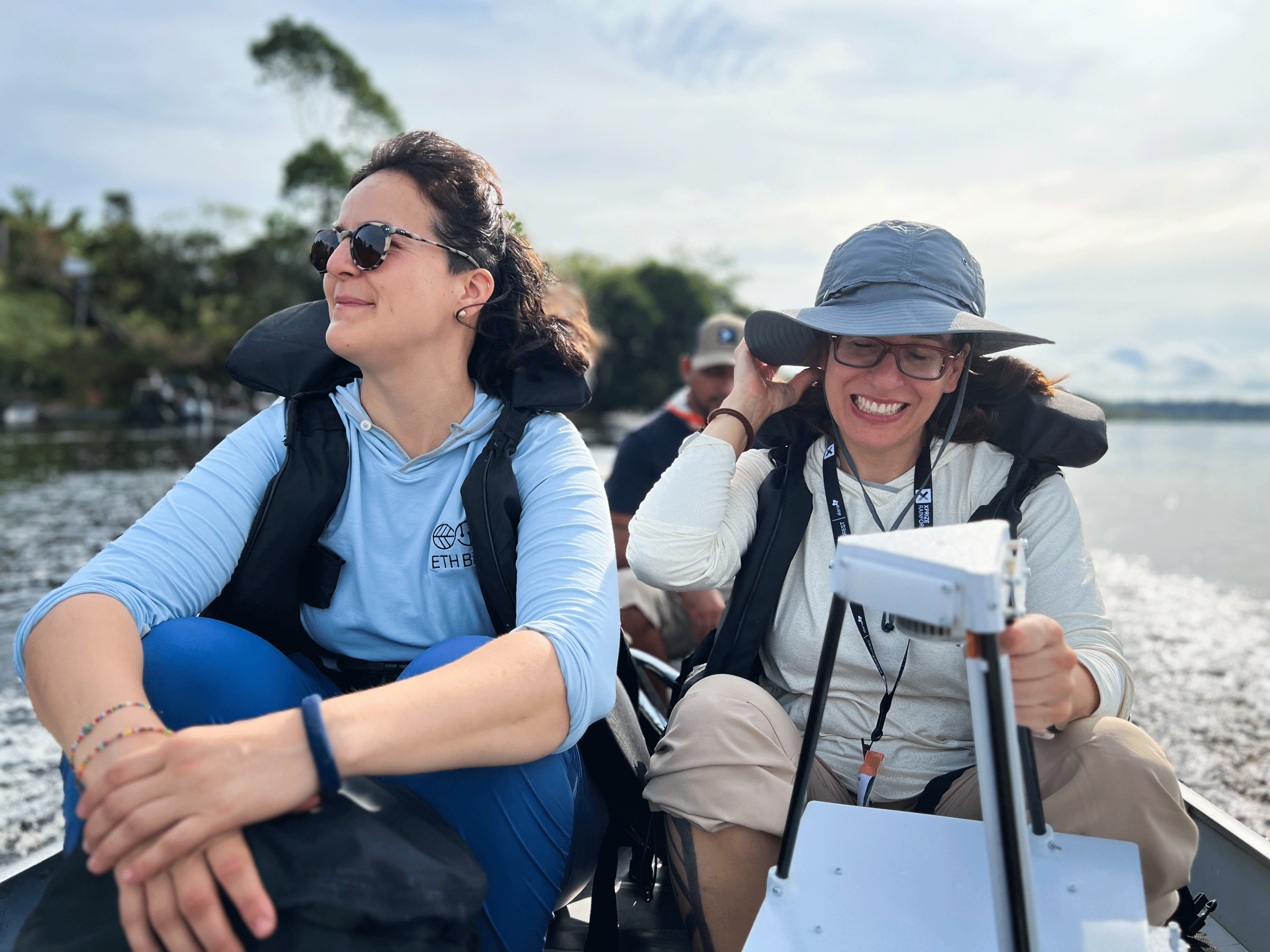 Florencia Sangermano and teammate in boat